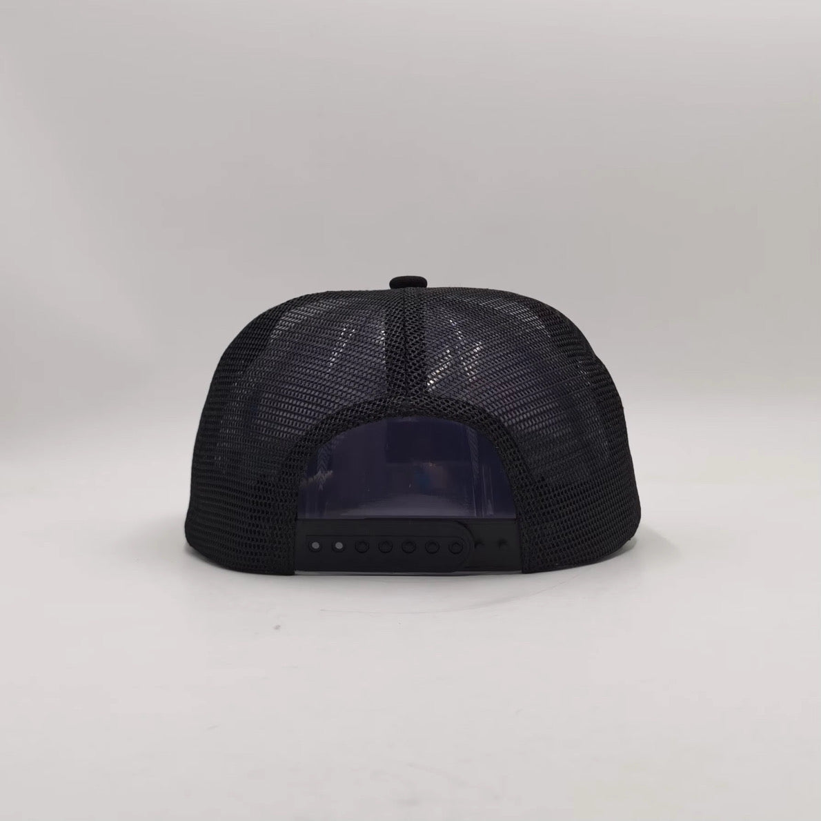 UNIFORM TRUCKER CAP
