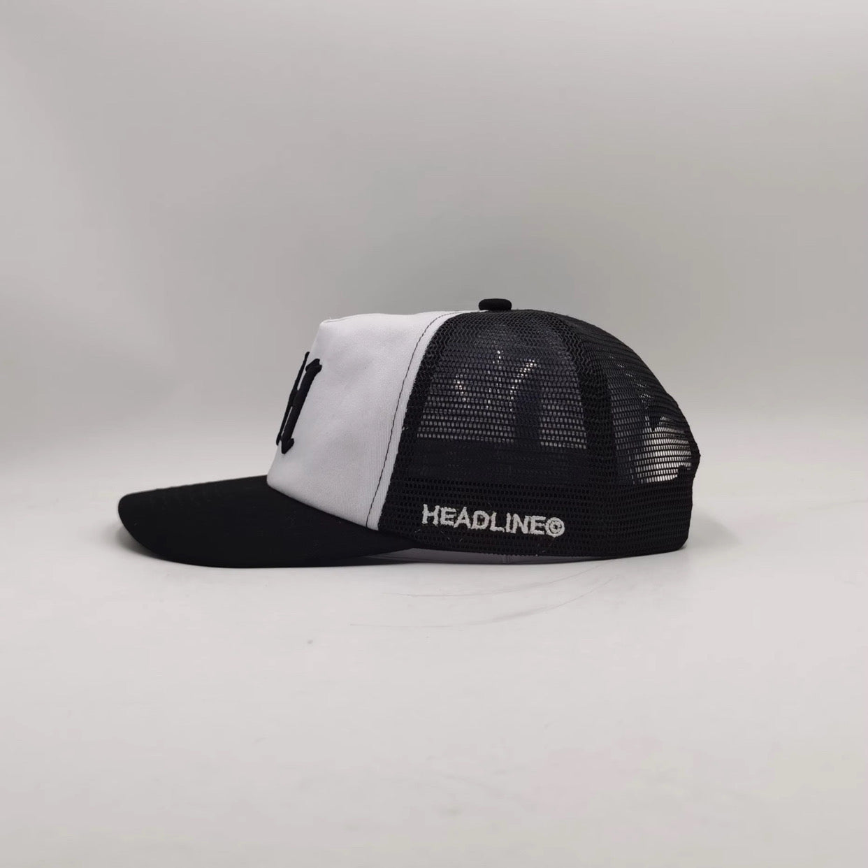 UNIFORM TRUCKER CAP